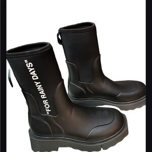 Off-White Black Winter & Rain Boots"For Rainy Days" New, never worn! Women's 8!!